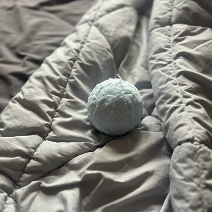 Dekoracyjna zimowa świeca „Śnieżna Kula”