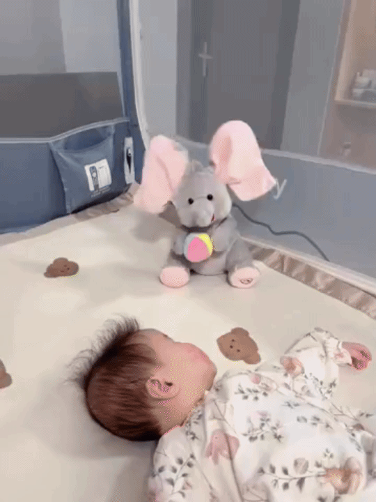 Peek a Boo mówiący słonik